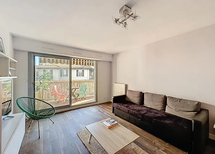 Agreable Grand T2 Confort Au Centre De Appartement